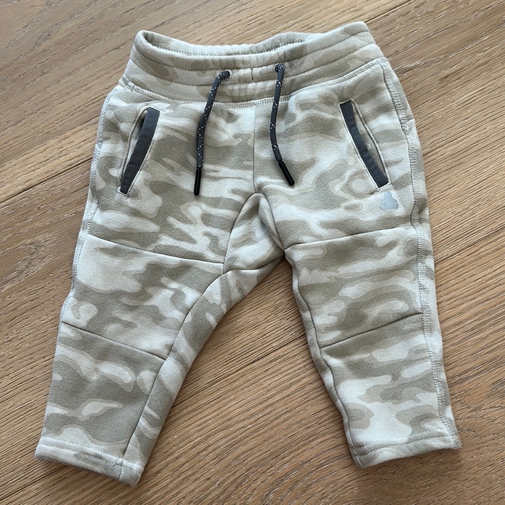 Gap Fit fully lined fleece joggers